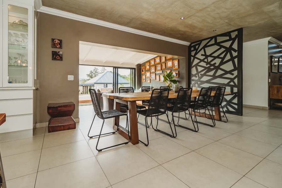 5 Bedroom Property for Sale in Kraaibosch Country Estate Western Cape